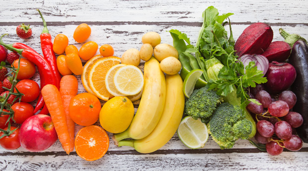 Сырые овощи и фрукты – элементы здоровья
